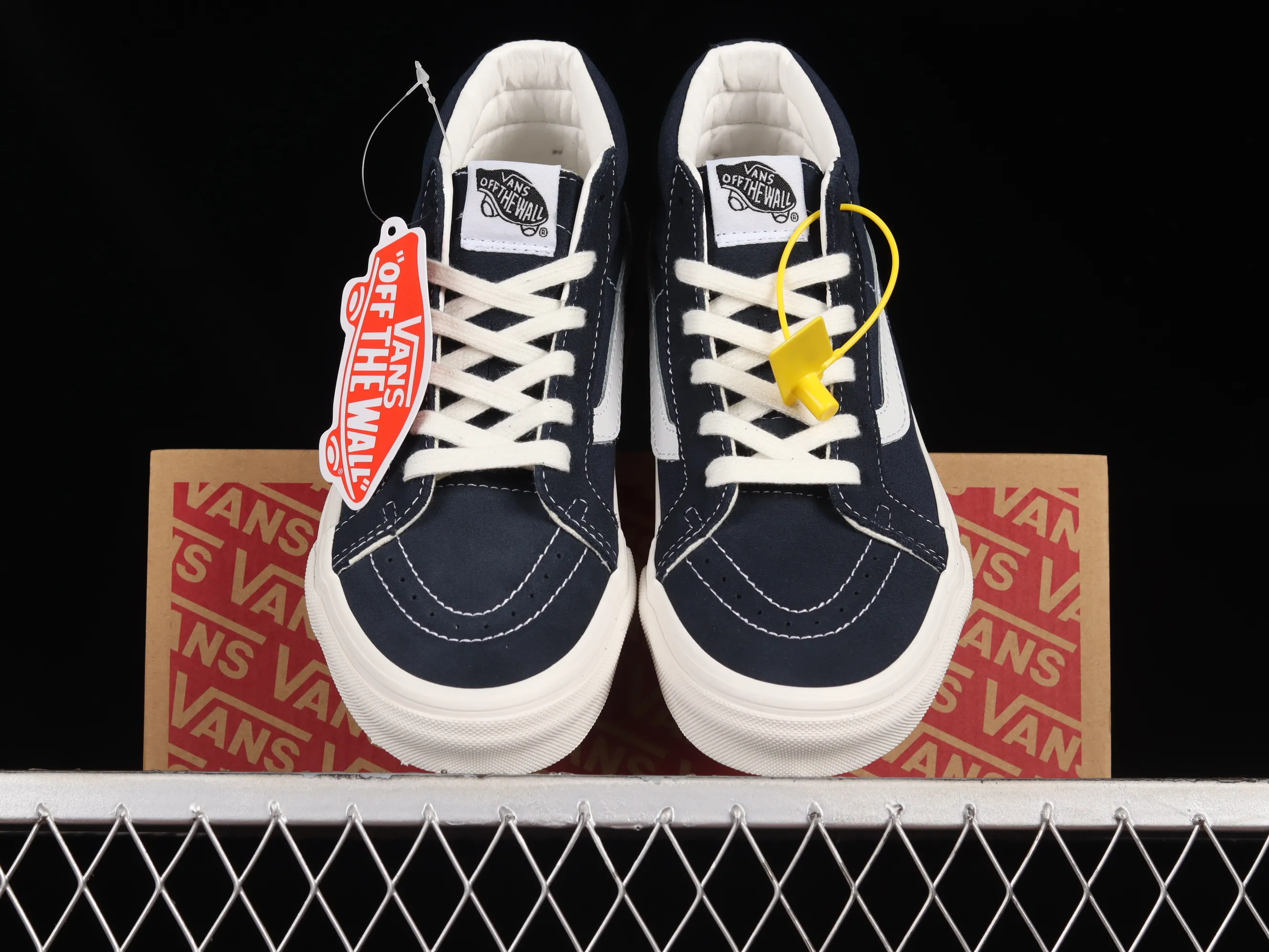 All categories Vans Vans series Vans Mid Vans China Vans Sk8-Mid Reissue Navy mid-top casual vulcanized canvas sneakers VN0A32QZ9G6